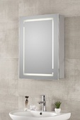 Oгледален PVC шкаф Темира ICL 1724